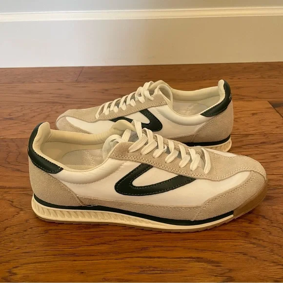 Like New TRETORN Women's Rawlins Casual Lace-Up Sneakers - Picture 3 of 8